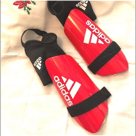 Adidas Red & Black Soccer Shin Guards (YM) - Picture 1 of 8